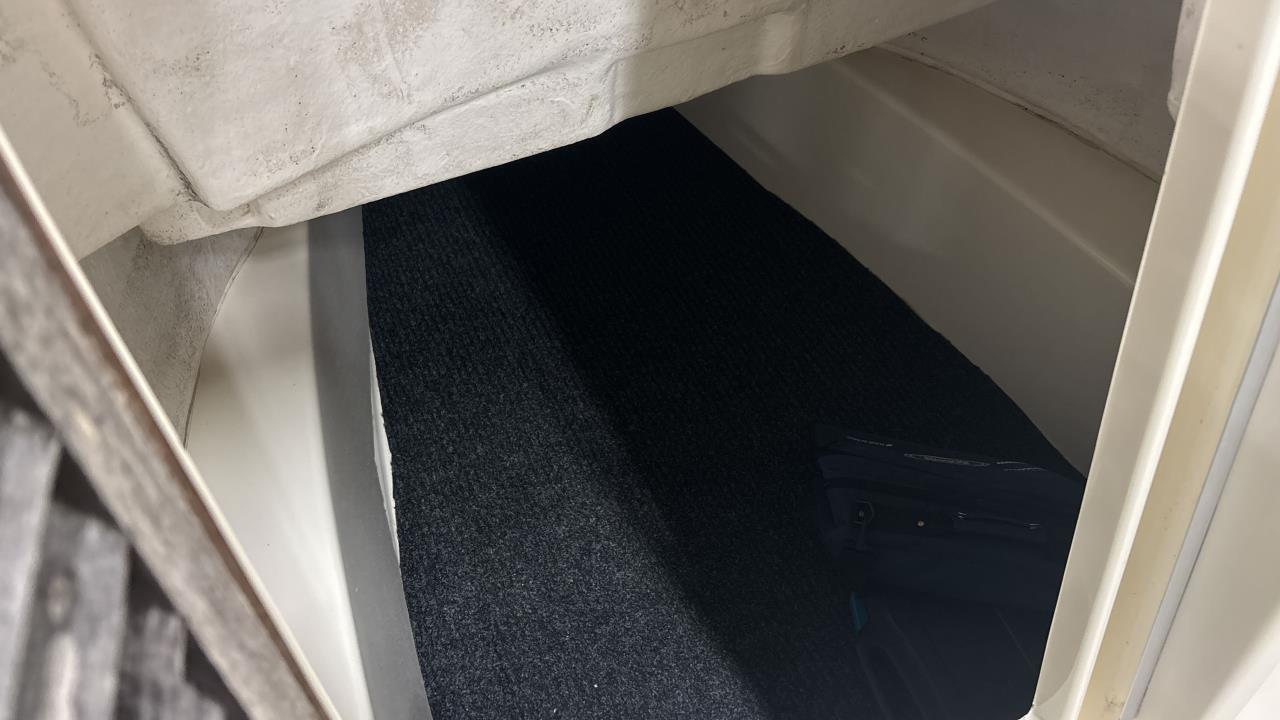 Jeanneau 635 CC -07 med Yamaha F 150 AETL -09