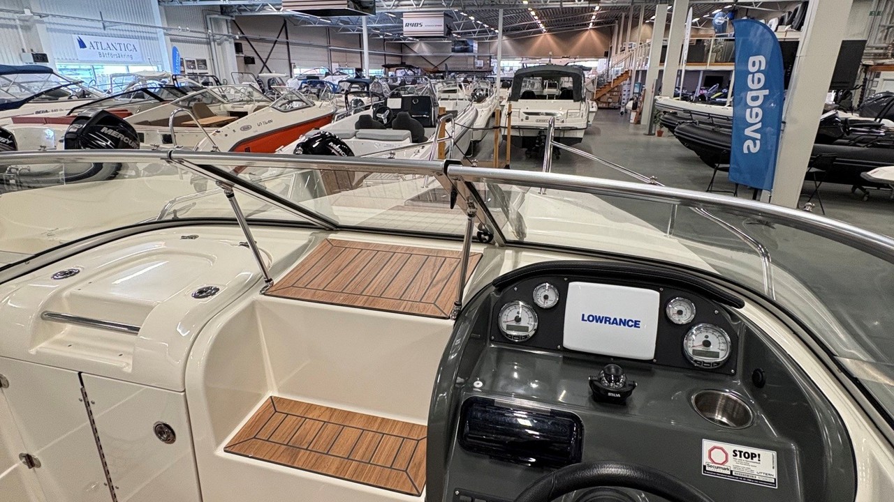Uttern D57-14 med Mercury 115 Optimax-14