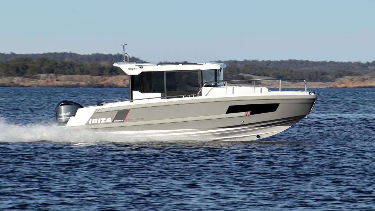 Ibiza 811 Explorer -21 Yamaha F300BETX -21