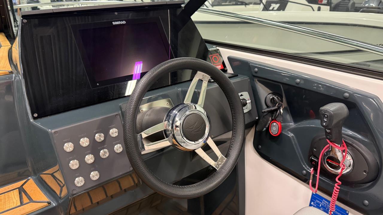 Flipper 700 DC -22 med Mercury F 250 XL DTS -22