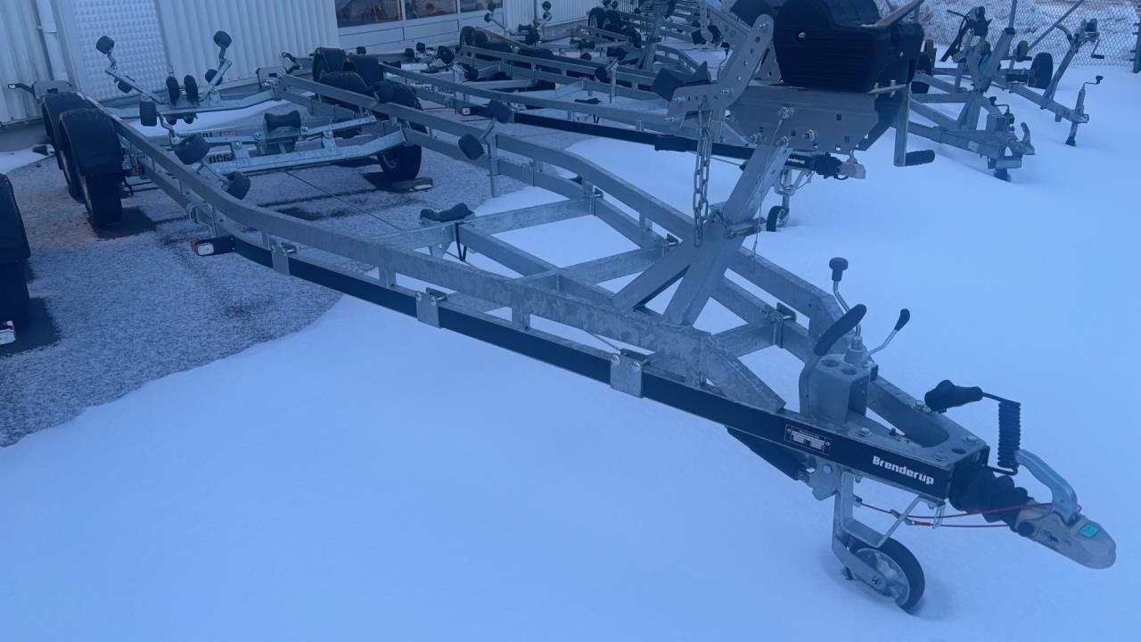 Brenderup 262500 TB SRX, Bromsad båttrailer