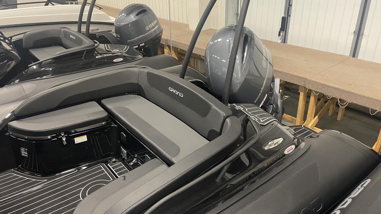 Grand 650 GL -22 med Yamaha F150 -25