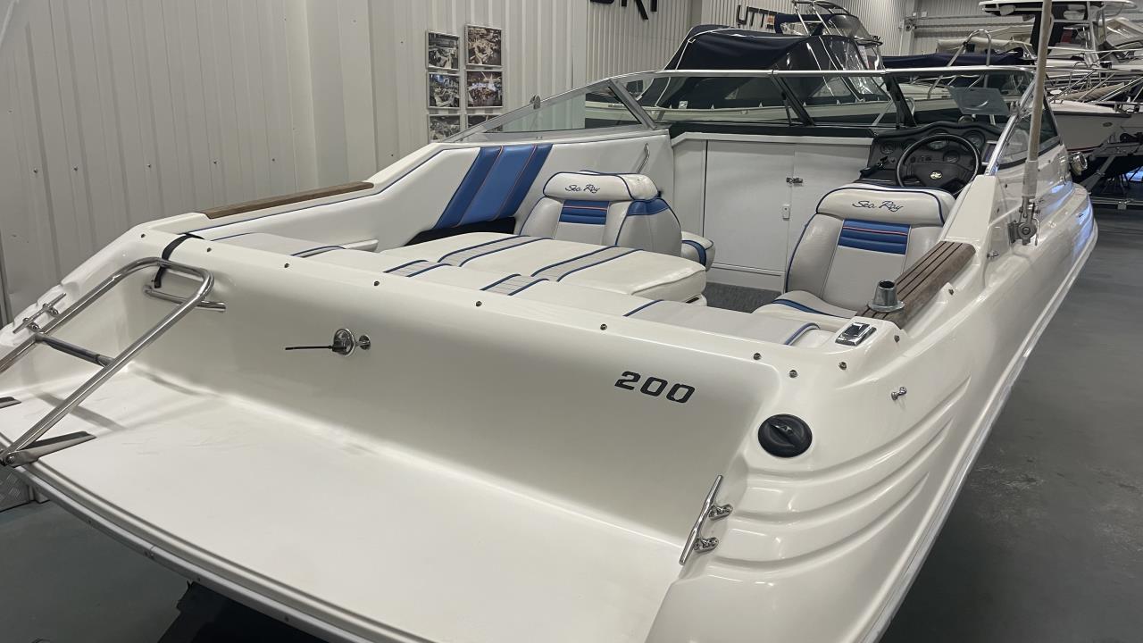 SeaRay 200 CC -95 med Mercruiser 4,3 MPi -10