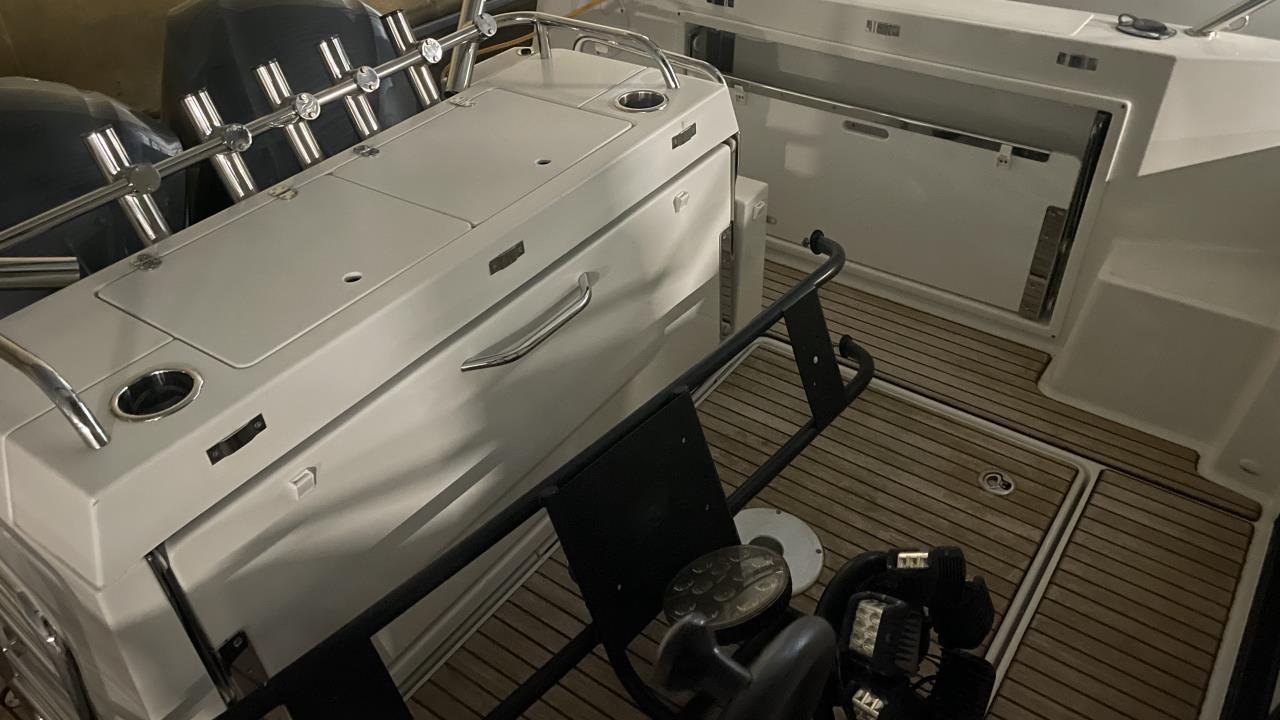 Jeanneau 895 Marlin Offshore med Yamaha F225 x2 -20