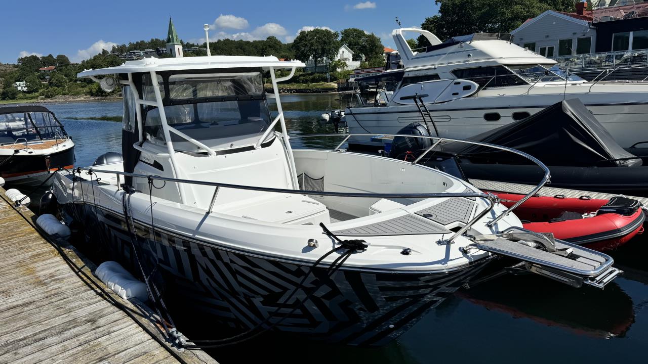 Jeanneau 9.0 CC med Yamaha 2 x F250 DETX -19