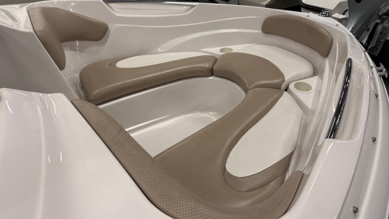 Four Winns 190 Horizon-06 med Volvo Penta 4,3 GXi-06