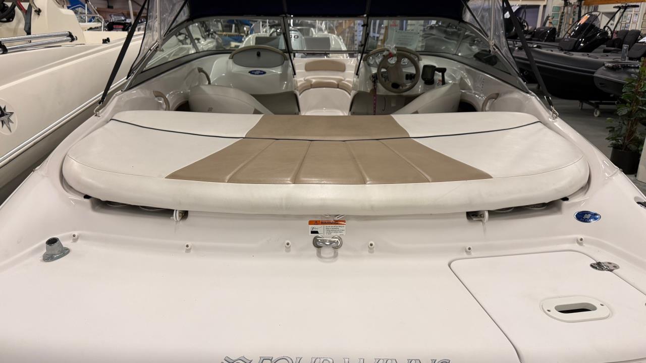 Four Winns 190 Horizon-06 med Volvo Penta 4,3 GXi-06