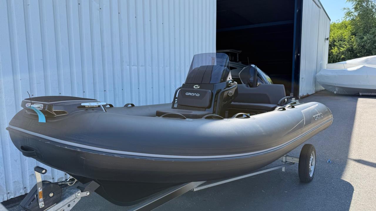 Grand 420 Black Edition-24 med Mercury F 50 ELPT-24