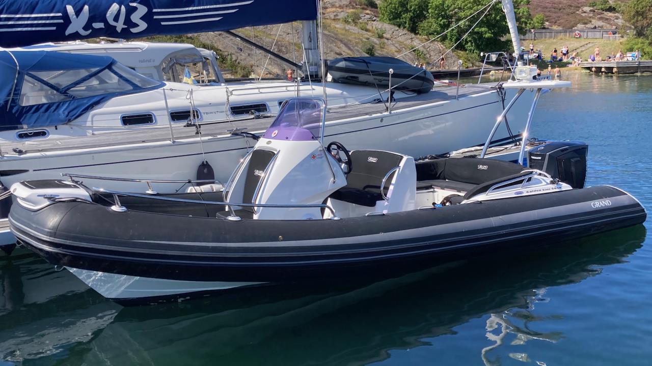 Grand 650 Golden Line -15 med Evinrude 200 HO -15 ink 30-trailer