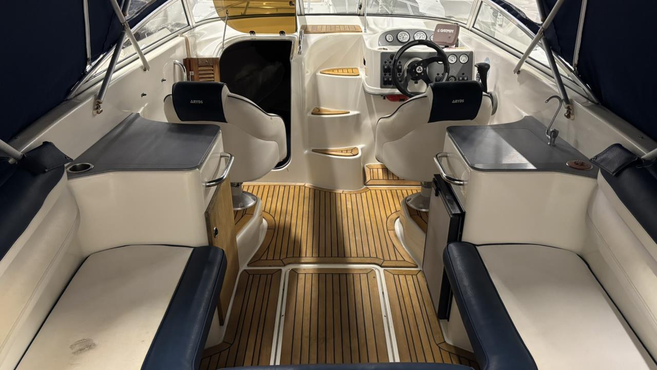 Ryds 23 DC med Mercruiser 4,3 MPI -05