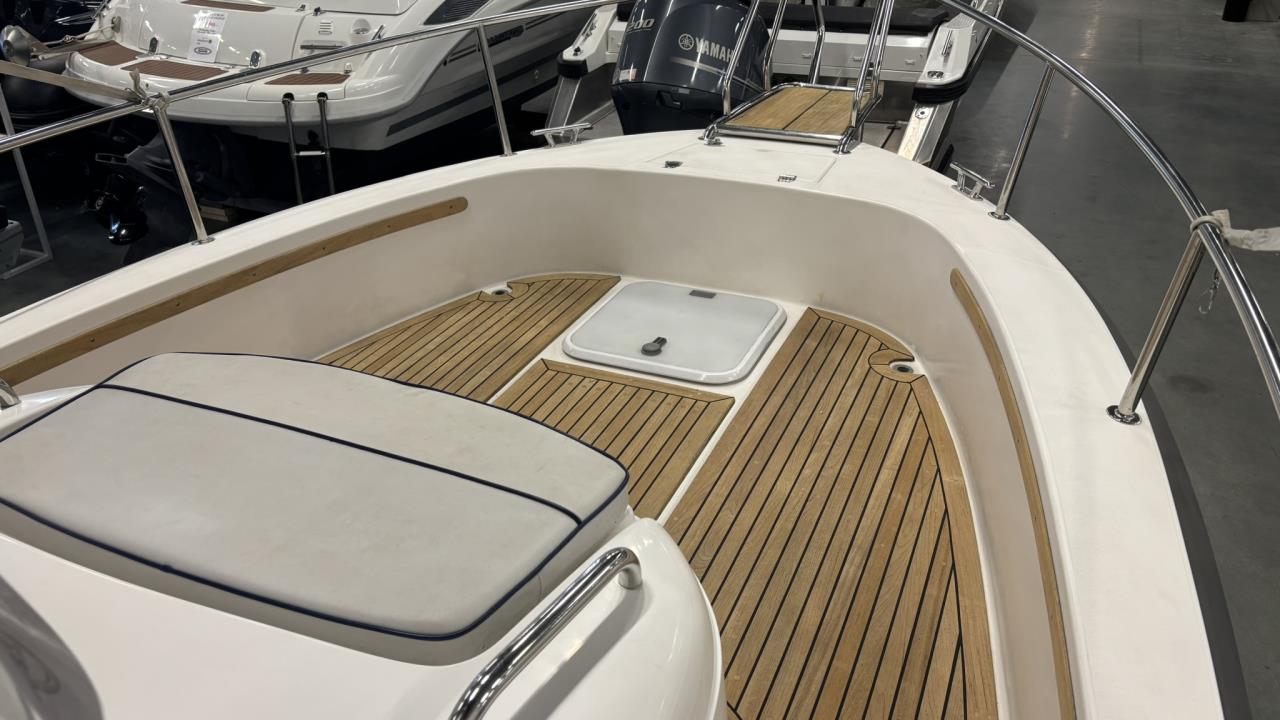 Nimbus 22 Nova med Volvo Penta 4,3 Gi DP -97