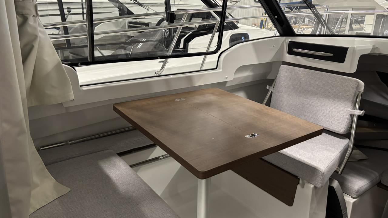 Jeanneau 695 Merry Fisher -23 med Yamaha F150 LB -25