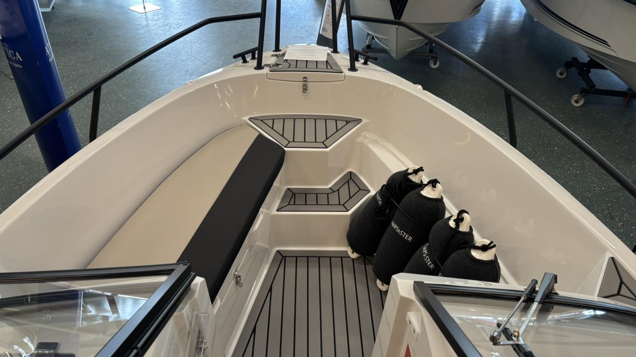 Finnmaster R5 -22 med Yamaha F100 -25