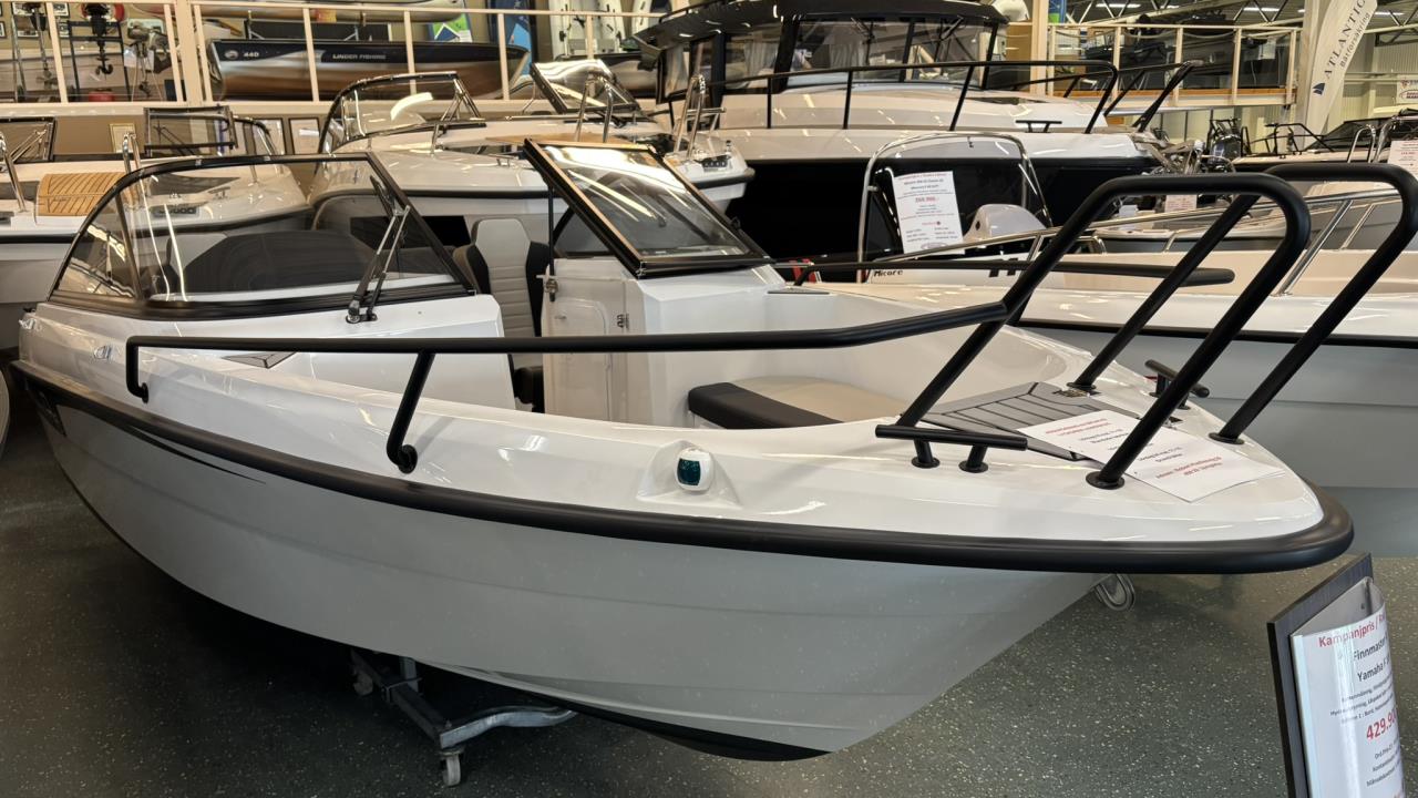 Finnmaster R5 -22 med Yamaha F100 -25
