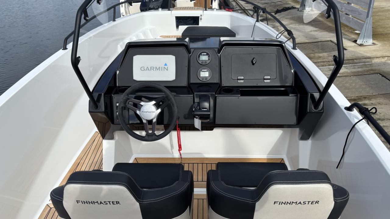 Finnmaster S6 -23 med Yamaha F150 XB -25
