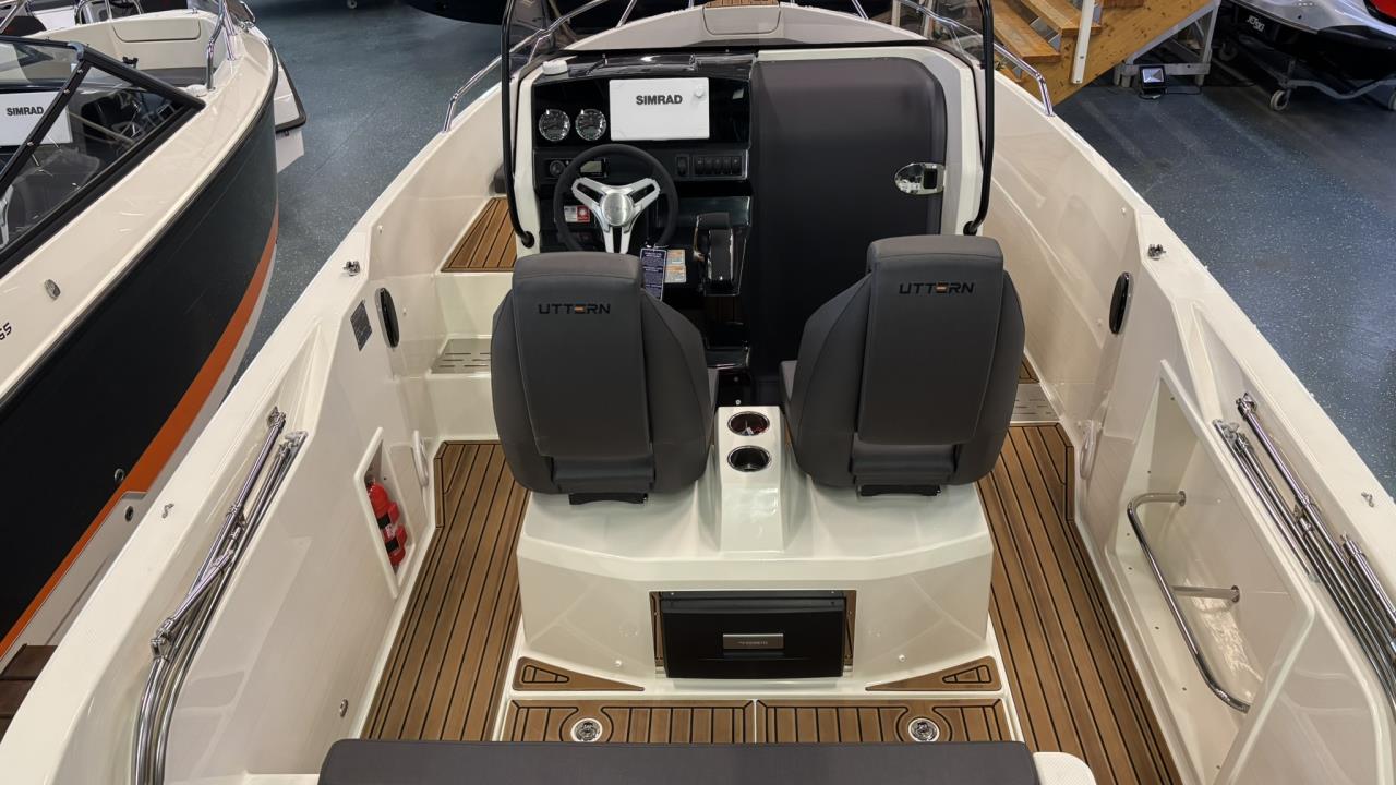 Uttern S65 med Mercury F200 XL DTS V6 Vit -25
