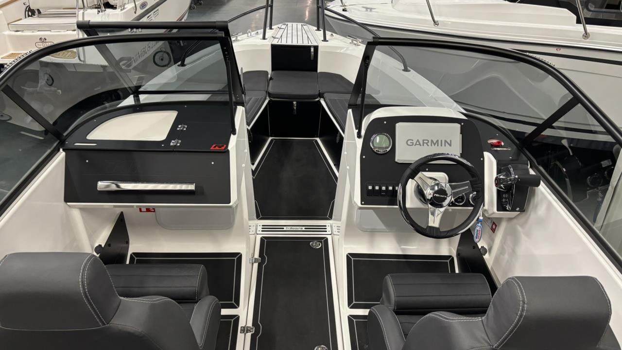 Micore 68BR med Mercury F150 Racing -25