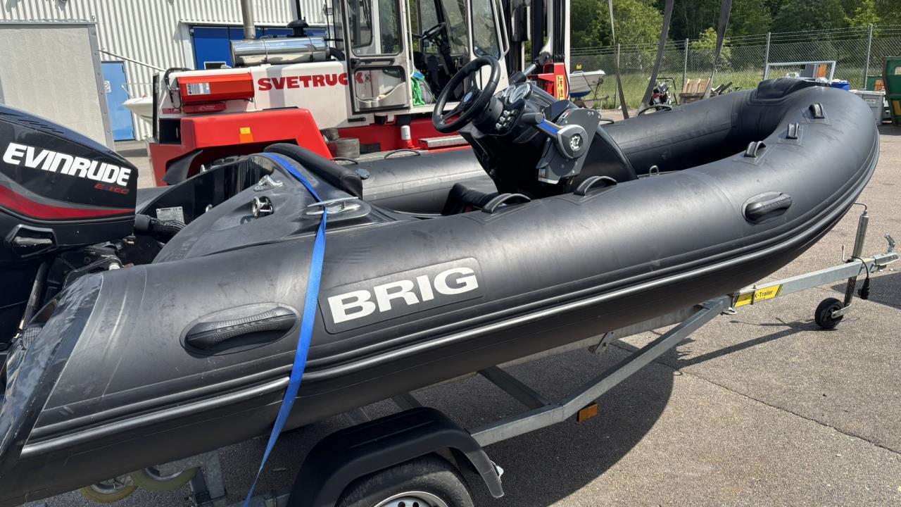 Brig Eagle 380 -19 med Evinrude 40 DPL -19