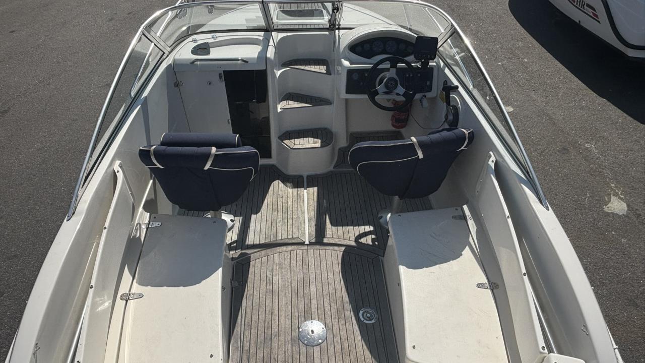 Bella 640 DC med Mercruiser 4,3 MPI -07