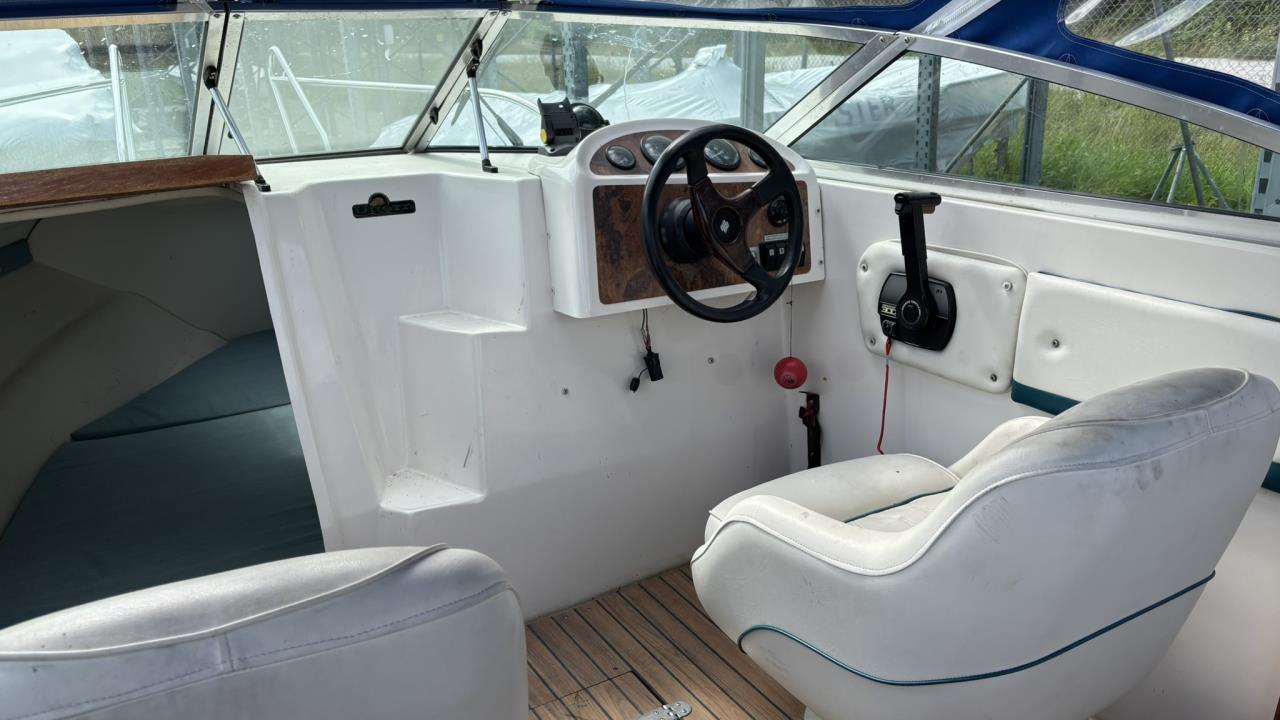 Uttern 5500 DC -00 med Mariner F 75 ELPT -00