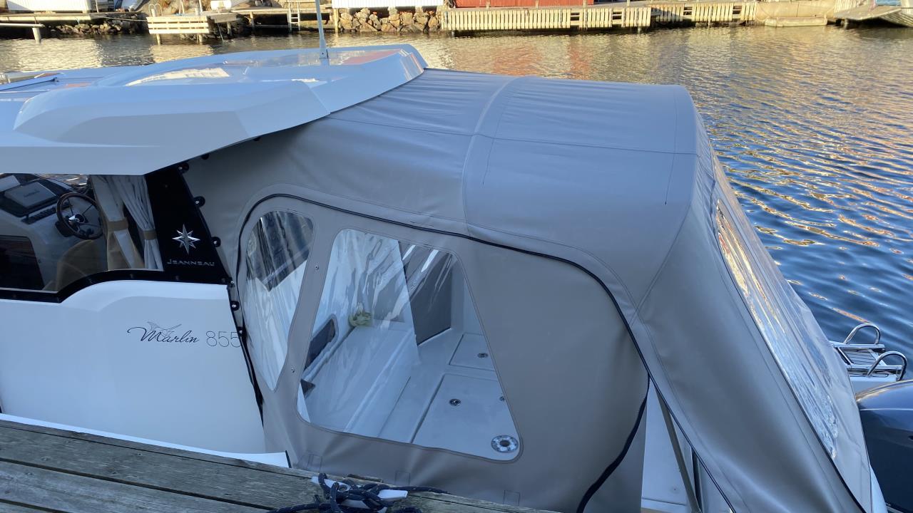 Jeanneau 855 Marlin -15 med Yamaha F 300 AETUL -19