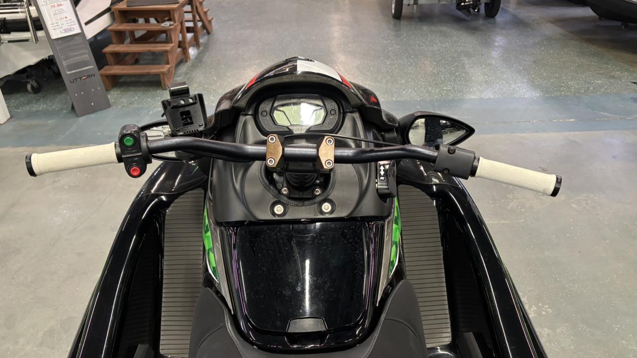 Kawasaki STX 160 X -18 ink trailer