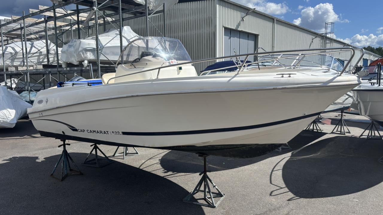 Jeanneau 635 CC -07 med Yamaha F 150 AETL -09
