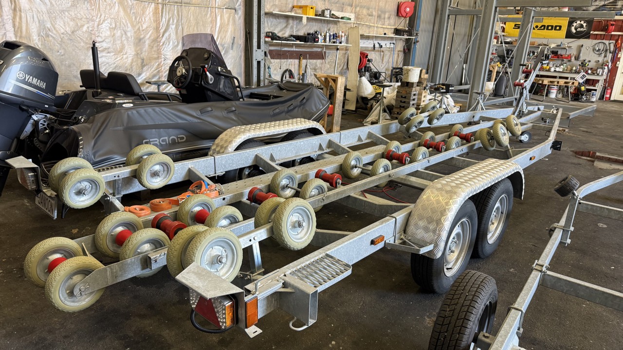 TK Trailer BT 3000 B -25