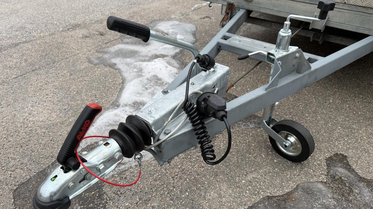 Nordic 1300T -12 Släpkärra