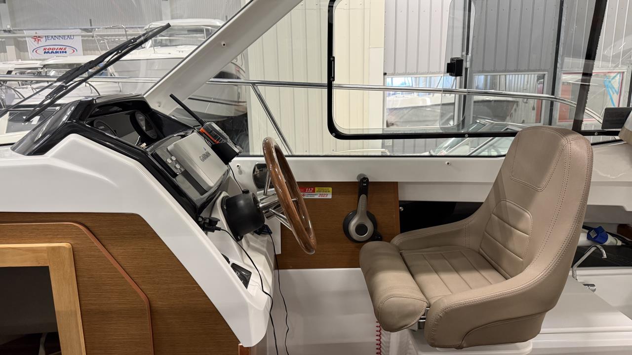 Jeanneau 695 Merry Fisher -17 med Yamaha F150 DETL -17