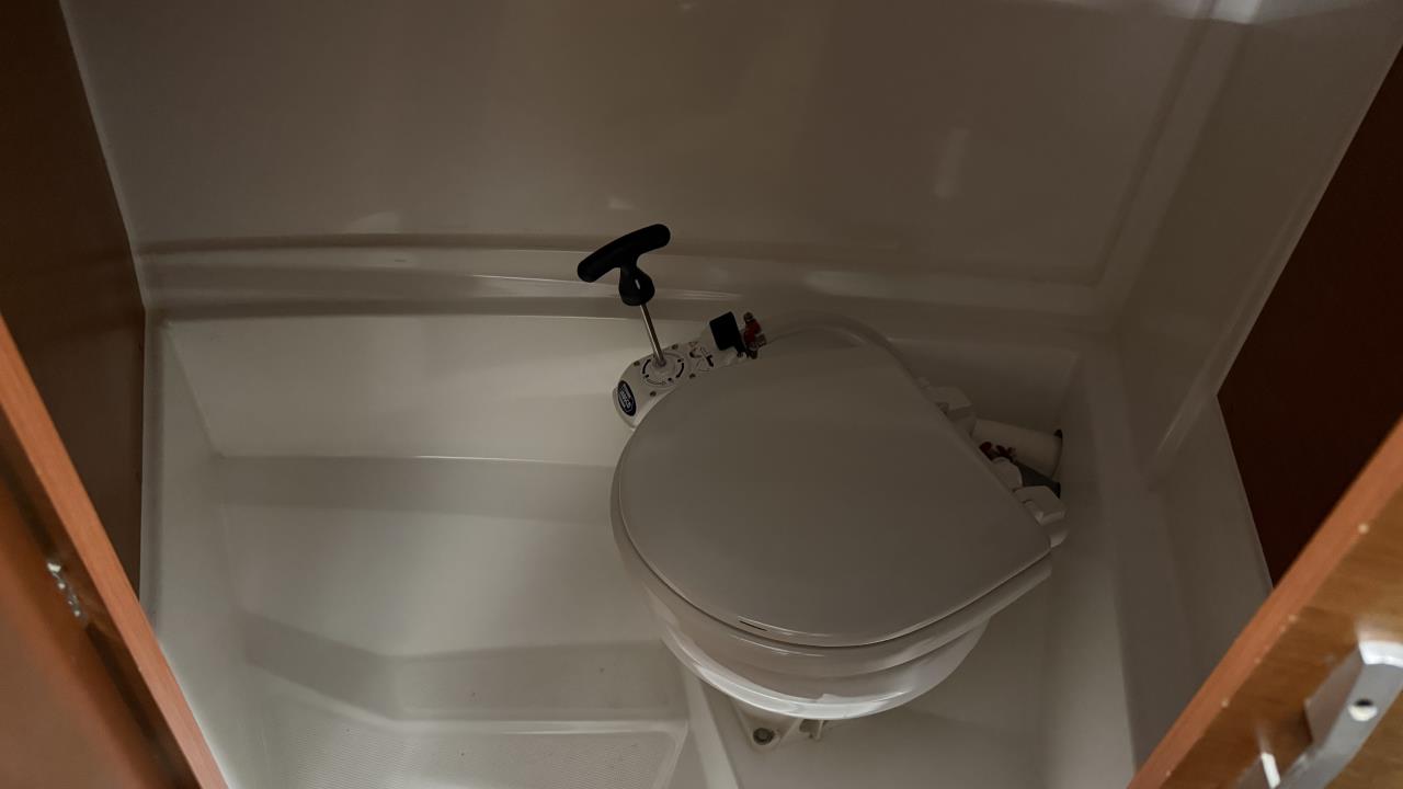 Jeanneau 695 Merry Fisher -17 med Yamaha F150 DETL -17