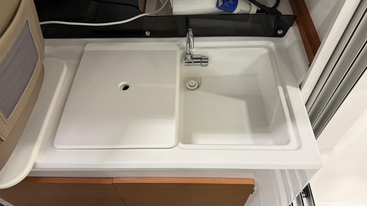 Jeanneau 695 Merry Fisher -17 med Yamaha F150 DETL -17