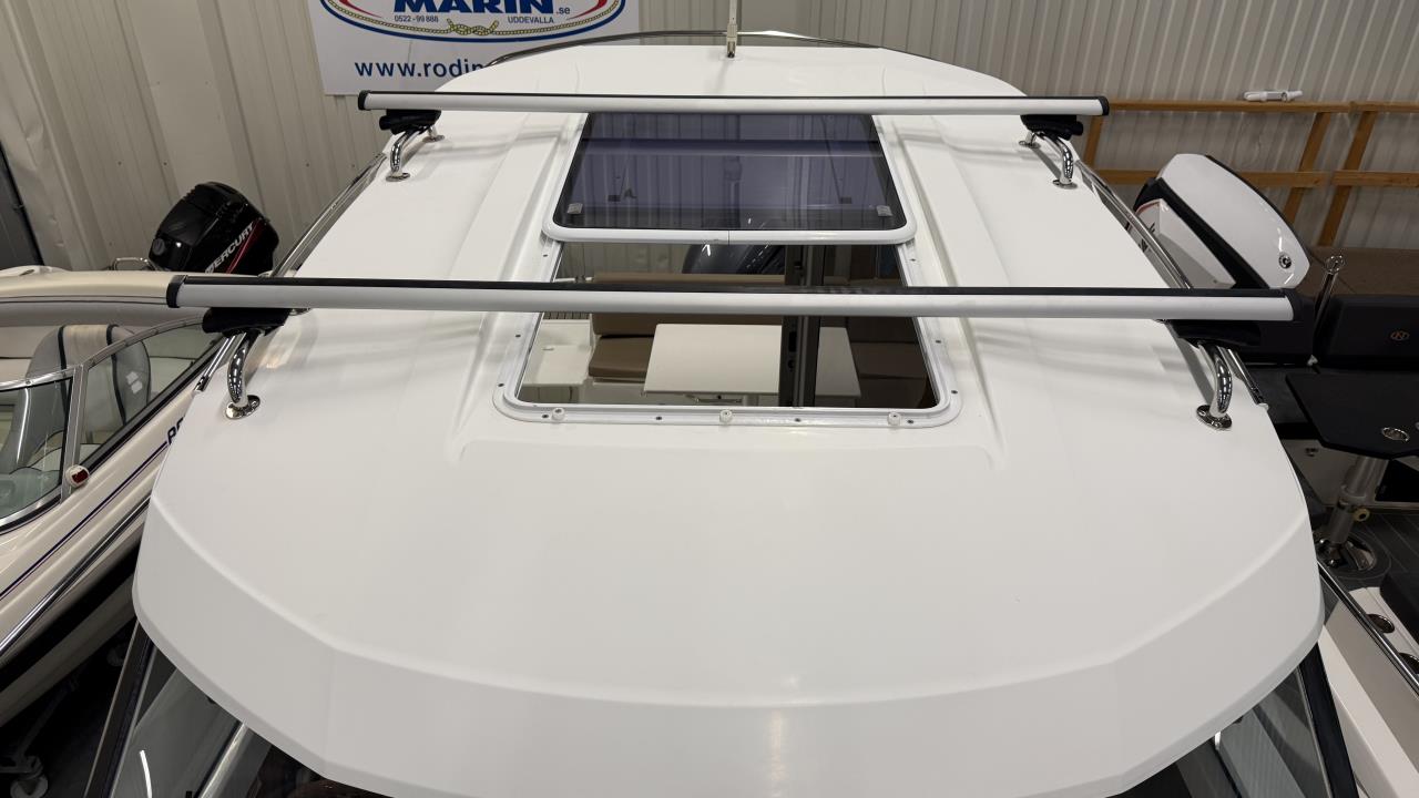 Jeanneau 695 Merry Fisher -17 med Yamaha F150 DETL -17