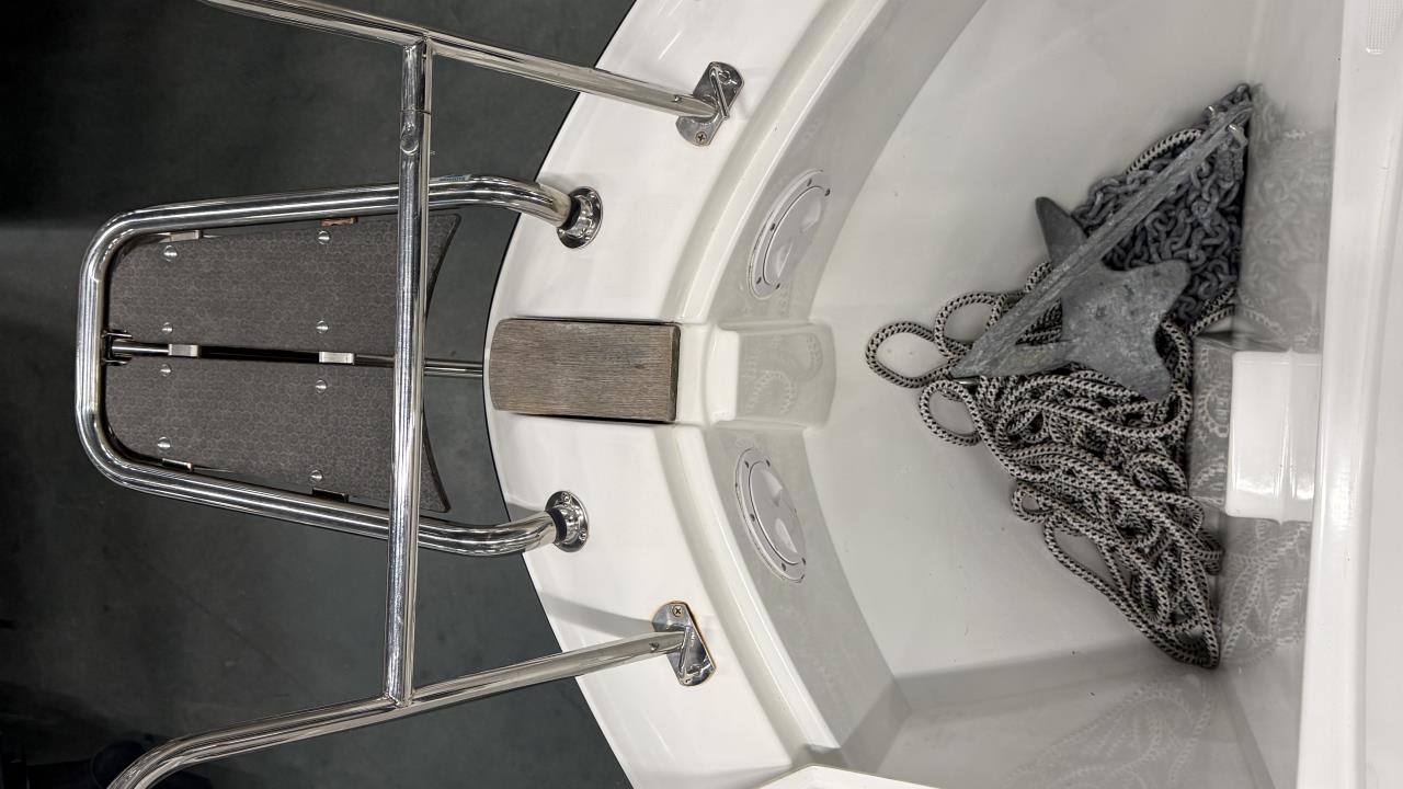 Jeanneau 695 Merry Fisher -17 med Yamaha F150 DETL -17