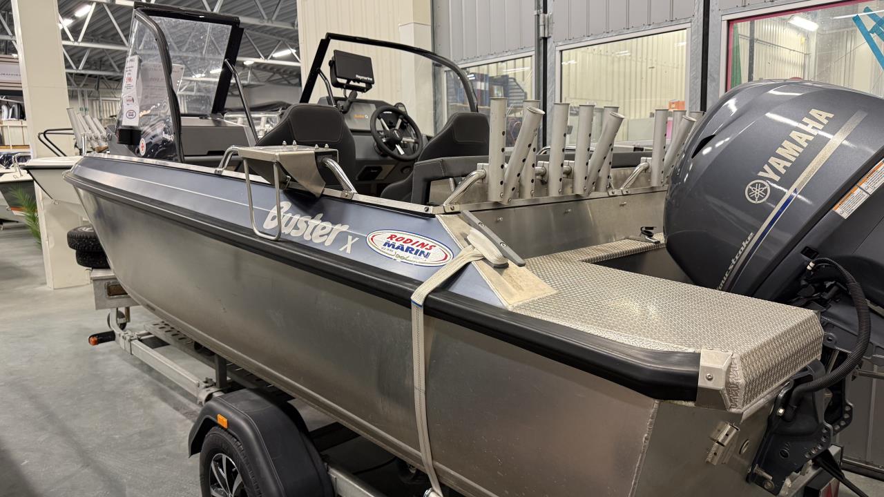 Buster X-22 med Yamaha F 70 AETL-22