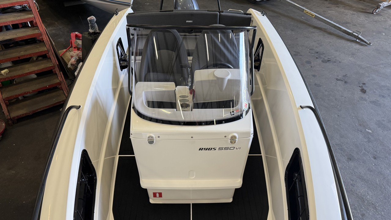 Ryds 550 Mid C Black Edition -21 Yamaha F 70 AETL -21