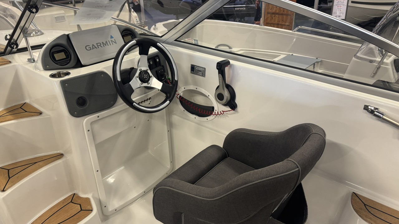 Finnmaster 57DC -11 med Yamaha F115 -13