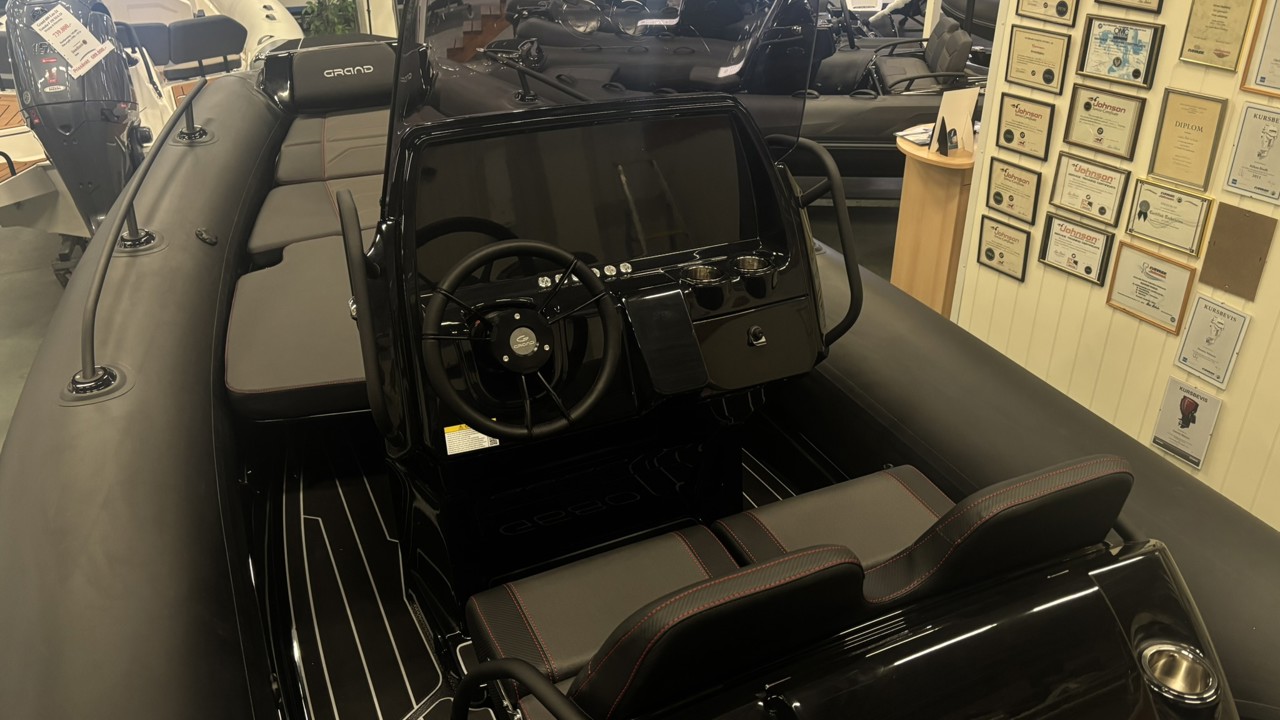 Grand 680 Golden Line med Yamaha F150 XB