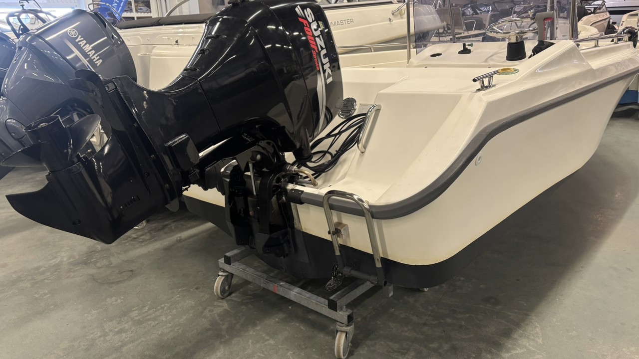 SeaMaster 175 -02 med Suzuki DF 60 TL -03 uttagen -04