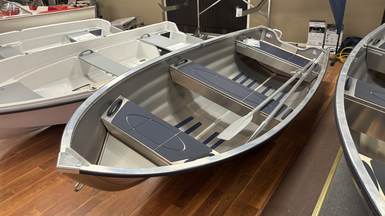 Linder 410 Fishing
