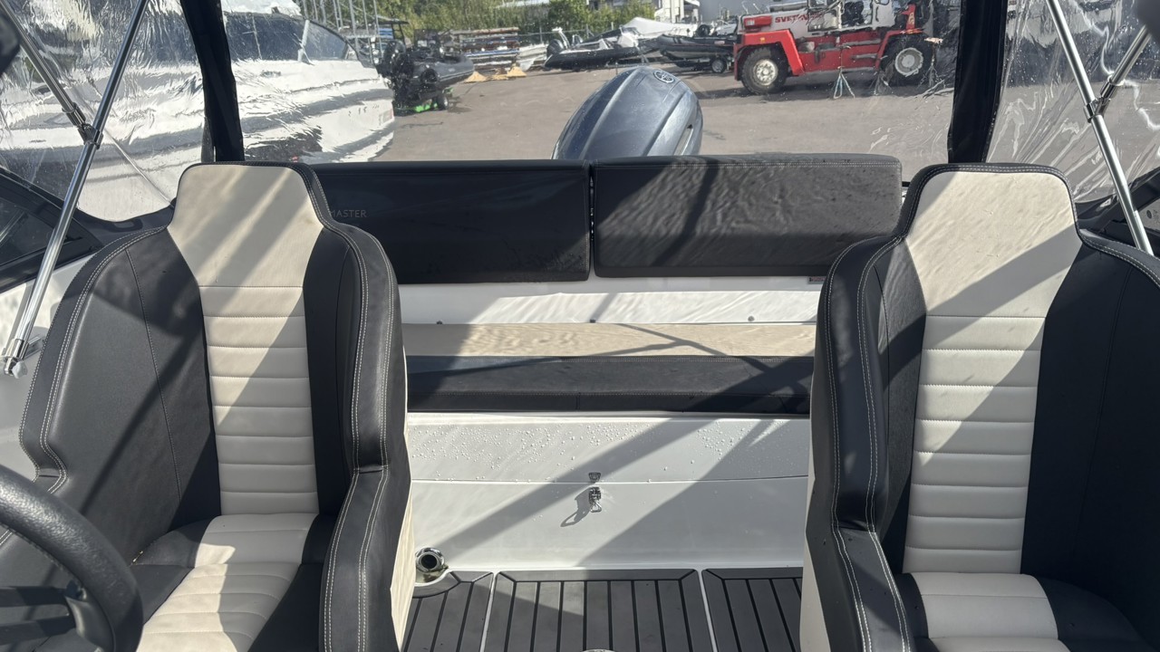 Finnmaster R5 -23 med Yamaha F 100 LB -22