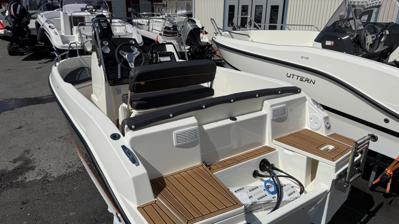 Uttern S 53 -25 Mercury F 115 ELPT -25