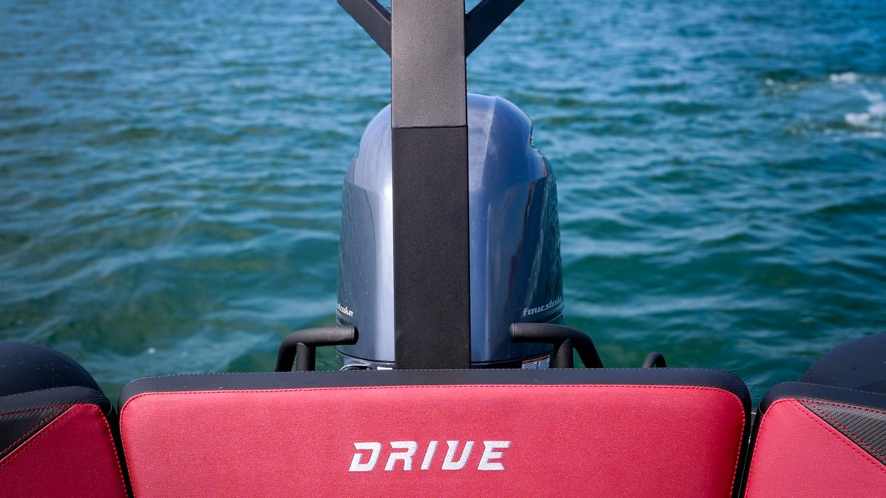 Grand D 600 Lux -23 Yamaha F 150 XB -23