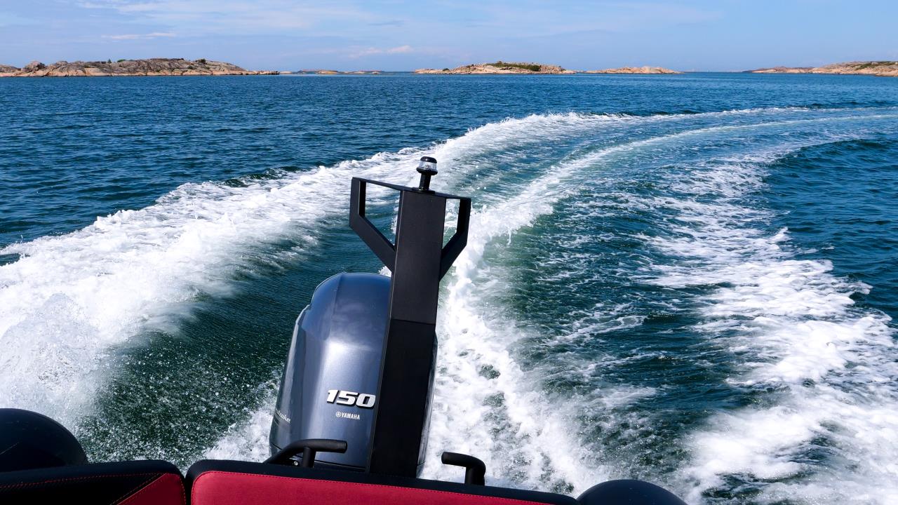 Grand D 600 Lux -23 Yamaha F 150 XB -23