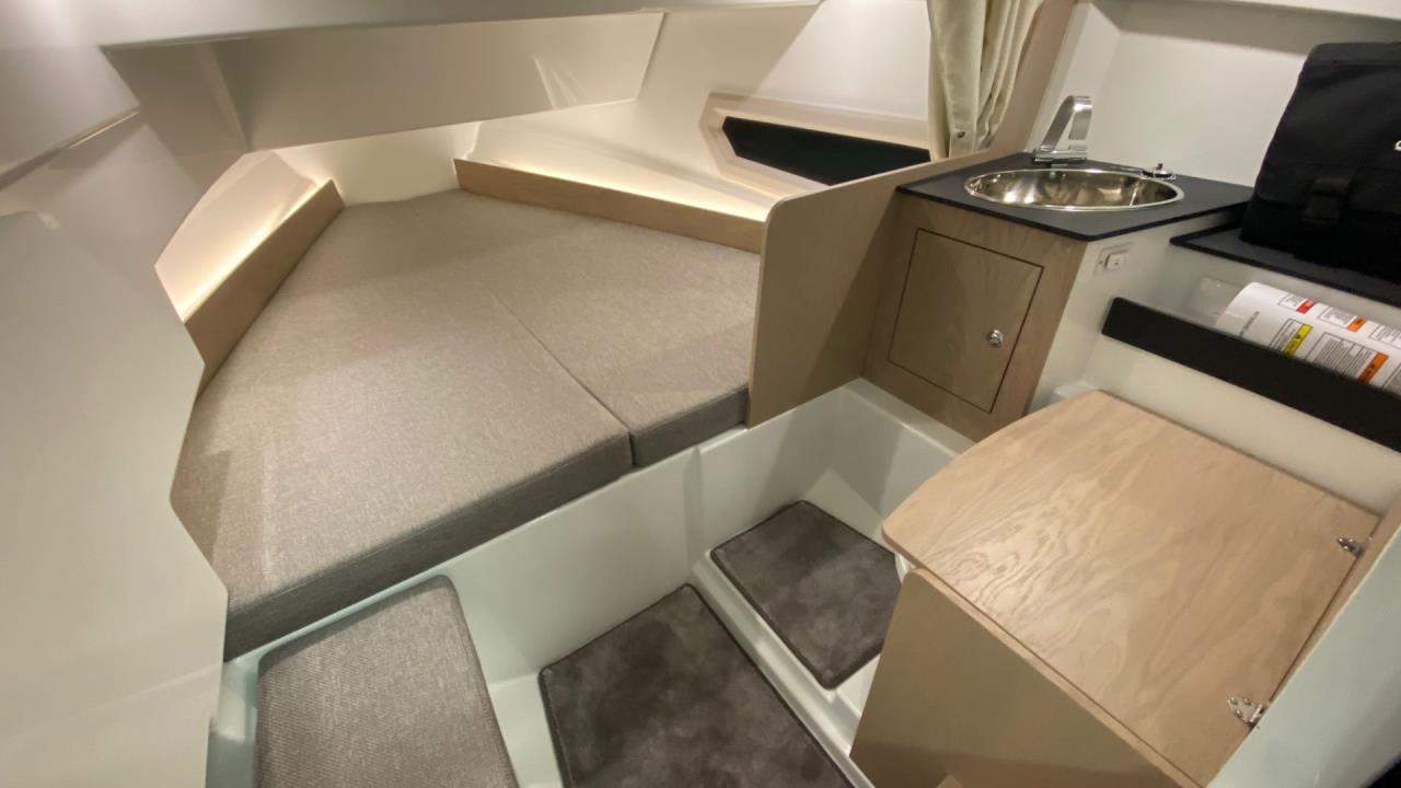 Quarken 27 Cabin med Yamaha F300