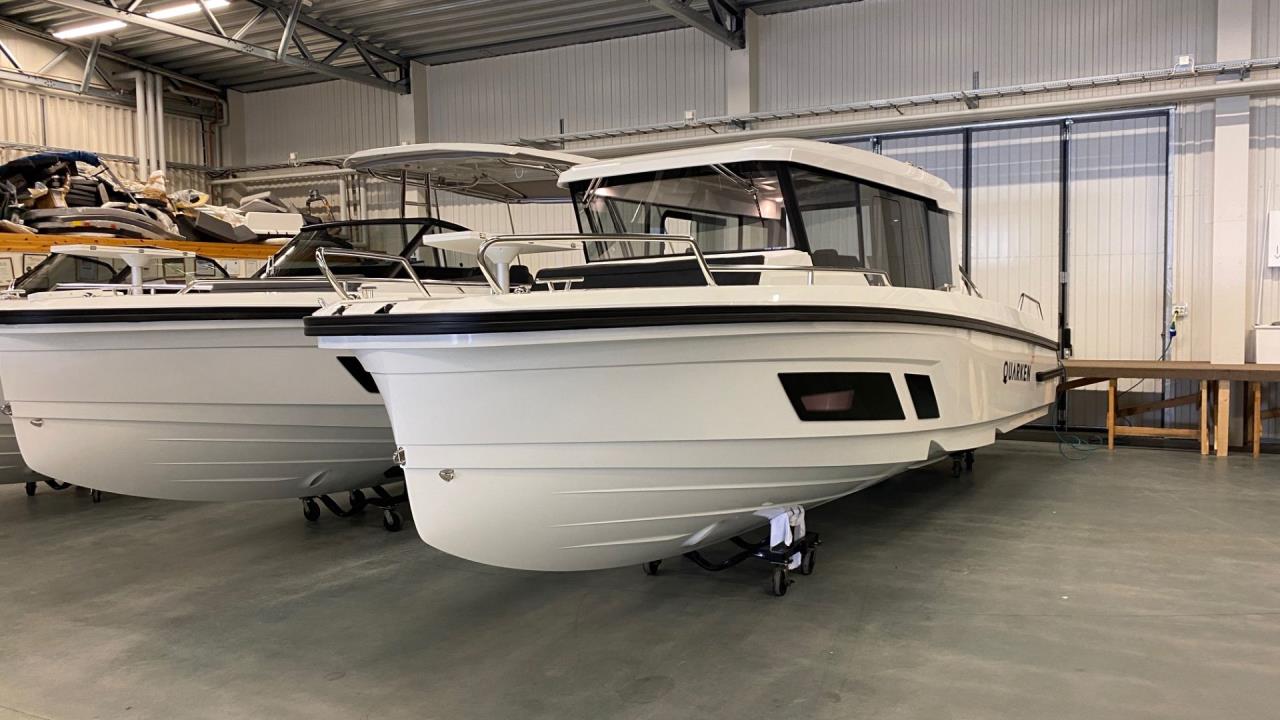 Quarken 27 Cabin med Yamaha F300