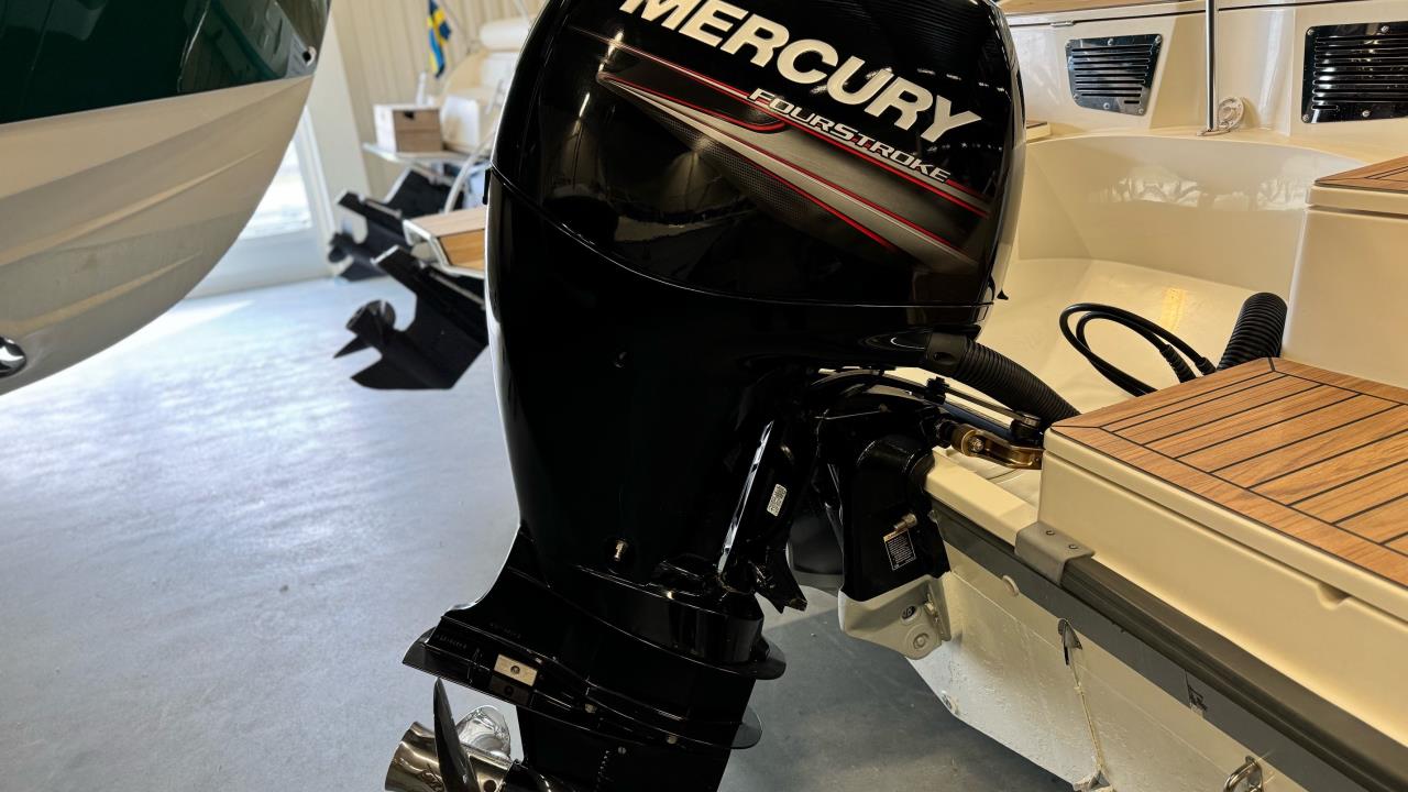 Uttern S62 -12 med Mercury F150 ELXPT -14