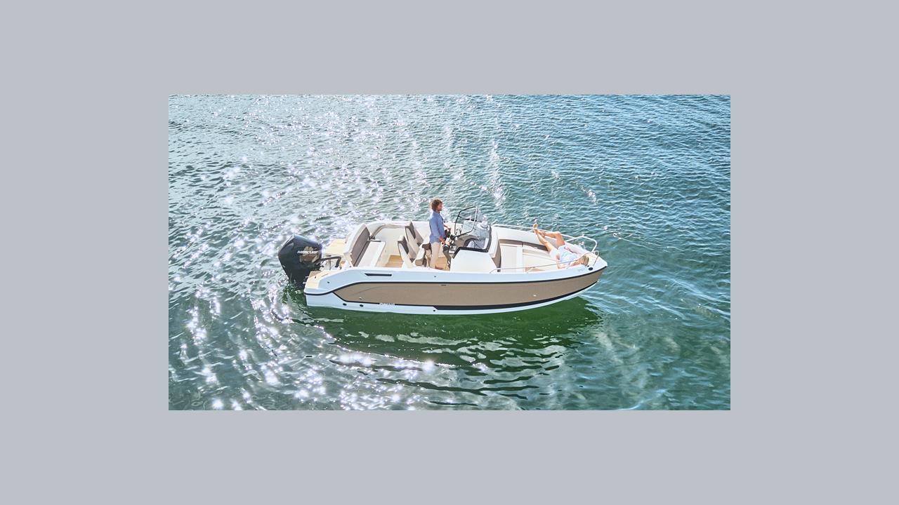 Uttern S 65 -25 Mercury F200XL DTS V6 -25