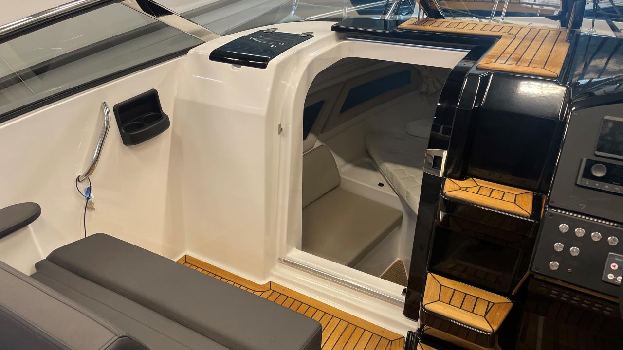 Finnmaster T7 -23 med Yamaha F225 XCB -25